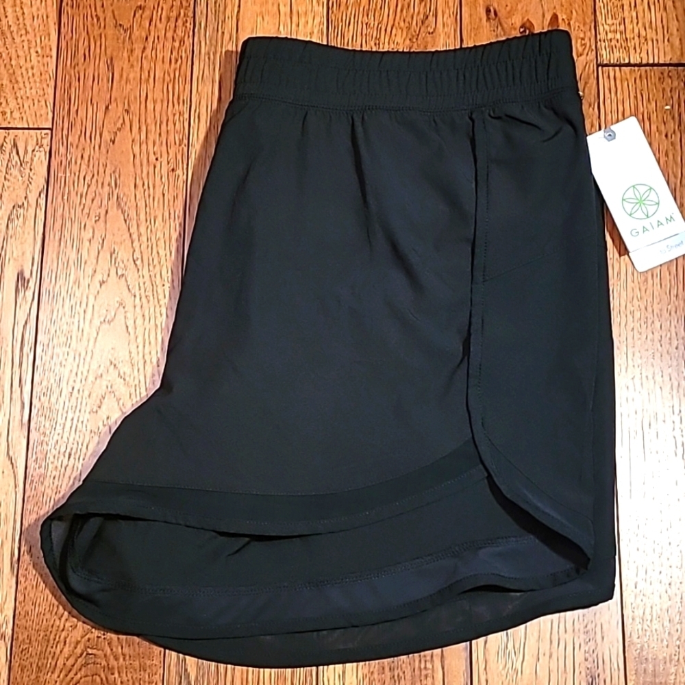 Gaiam Woven Short with Mesh Black - XXL - NWT